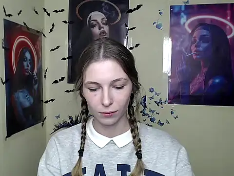 Snapshot of StrangerGi chatting on March 2025 04:05:02 PM StrangerGi online show from March 2025 04:05:02 PM