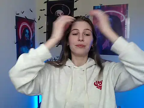 Snapshot of StrangerGi chatting on December 2025 01:32:02 PM StrangerGi online show from December 2025 01:32:02 PM