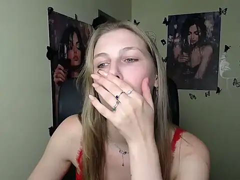 StrangerGi online show from June 2026 12:32:02 AM