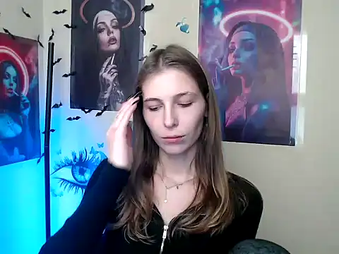 Snapshot of StrangerGi chatting on October 2025 06:21:01 AM StrangerGi online show from October 2025 06:21:01 AM