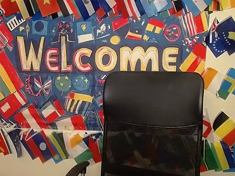 StrangerGi online show from June 2026 06:19:02 AM