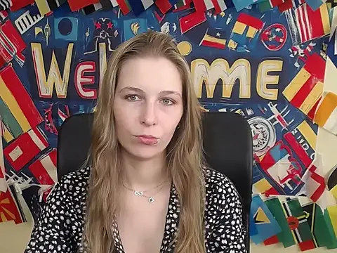 StrangerGi online show from May 2026 06:17:02 AM