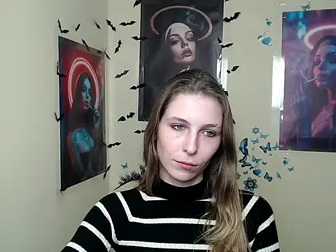 Snapshot of StrangerGi chatting on March 2025 04:01:01 PM StrangerGi online show from March 2025 04:01:01 PM