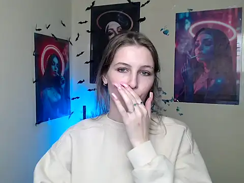 Snapshot of StrangerGi chatting on November 2025 04:57:02 AM StrangerGi online show from November 2025 04:57:02 AM