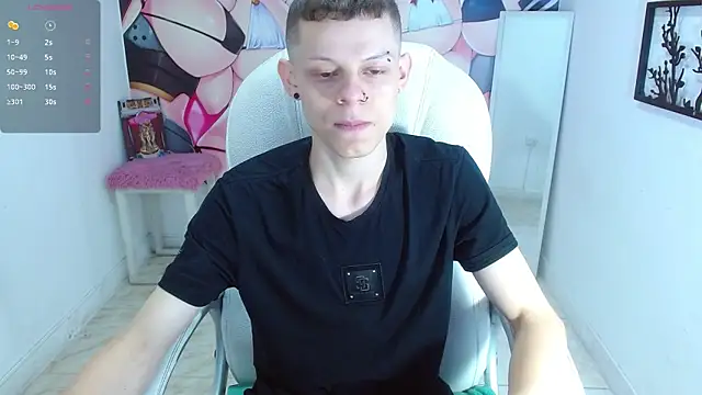 Snapshot of Matthew_Boy_ chatting on March 2025 08:32:02 PM Matthew Boy online show from March 2025 08:32:02 PM