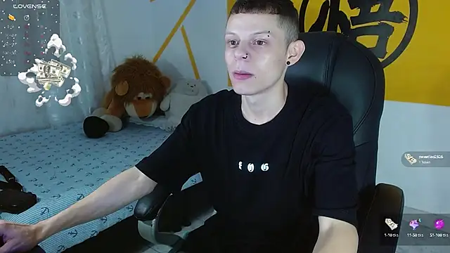 Snapshot of Matthew_Boy_ chatting on February 2025 05:09:02 AM Matthew Boy online show from February 2025 05:09:02 AM