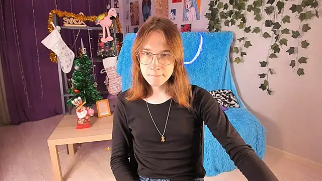 Snapshot of Hermione_Reid chatting on January 2025 04:25:02 AM Hermione Reid online show from January 2025 04:25:02 AM