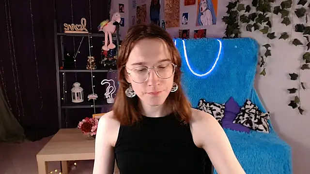 Snapshot of Hermione_Reid chatting on January 2025 05:26:02 AM Hermione Reid online show from January 2025 05:26:02 AM