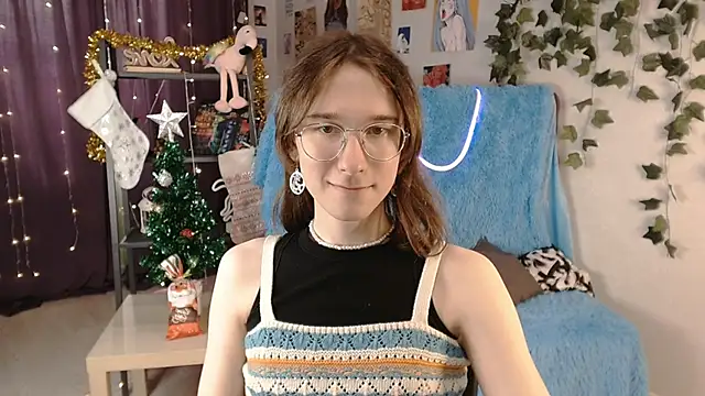 Snapshot of Hermione_Reid chatting on January 2025 10:43:01 AM Hermione Reid online show from January 2025 10:43:01 AM