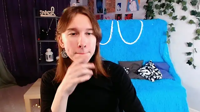 Snapshot of Hermione_Reid chatting on January 2025 04:23:02 AM Hermione Reid online show from January 2025 04:23:02 AM