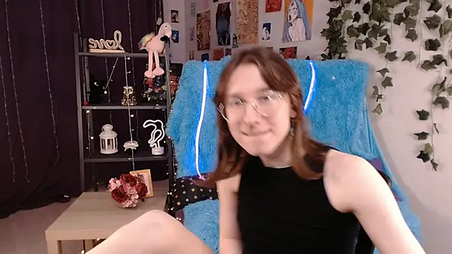 Snapshot of Hermione_Reid chatting on January 2025 04:20:01 AM Hermione Reid online show from January 2025 04:20:01 AM