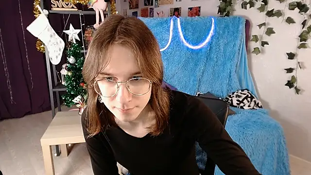 Snapshot of Hermione_Reid chatting on January 2025 04:30:02 AM Hermione Reid online show from January 2025 04:30:02 AM