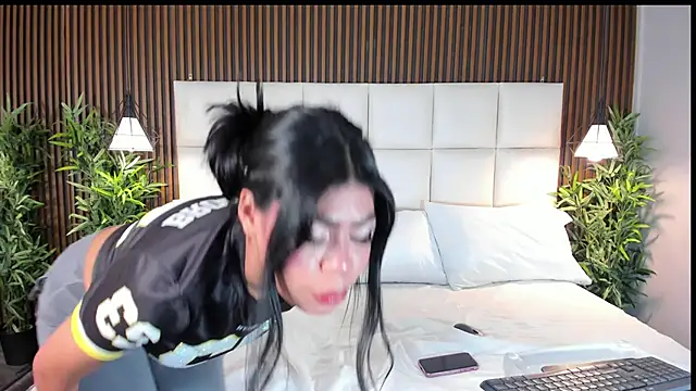 CailynBrowm online show from December 2025 04:29:01 AM