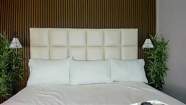 CailynBrowm online show from November 2025 04:27:02 AM