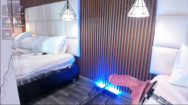 CailynBrowm online show from November 2025 04:49:01 AM