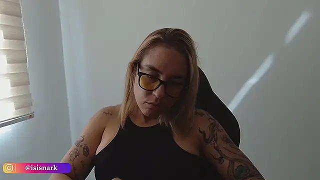 Isis69  online show from January 2026 03:15:02 PM