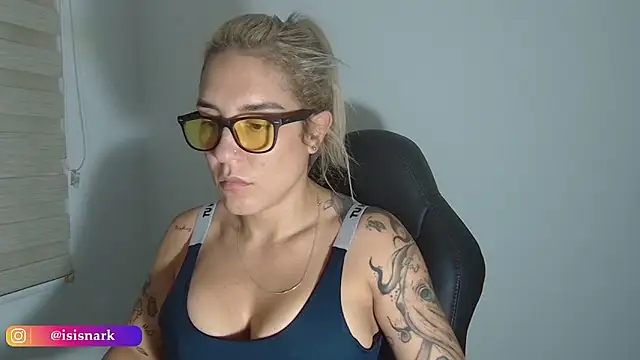 Isis69  online show from March 2026 01:51:01 AM