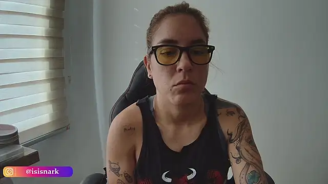 Isis69  online show from December 2025 12:26:01 PM