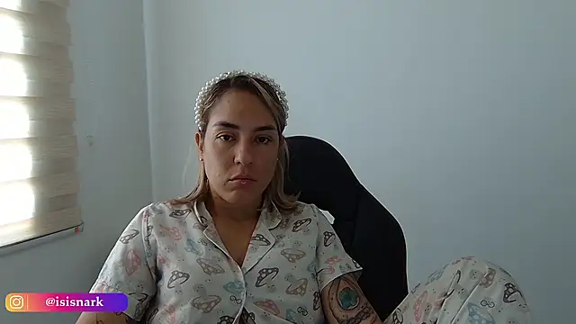 Isis69  online show from October 2025 03:46:02 PM