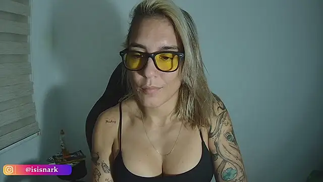 Isis69  online show from November 2025 11:59:01 PM