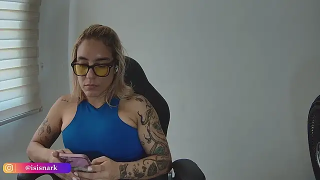 Isis69  online show from April 2026 03:17:01 PM