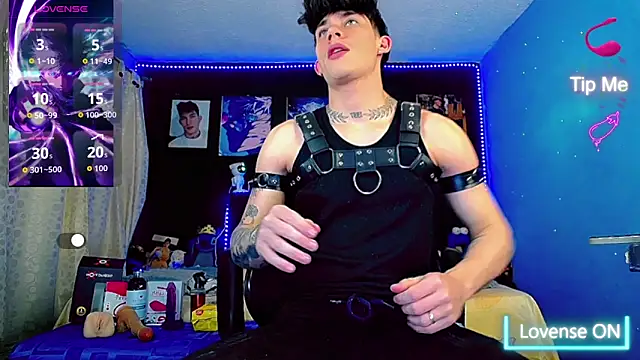 thiagomurphyy online show from October 2025 11:45:02 PM