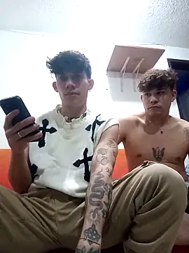 thiagomurphyy online show from October 2025 06:14:02 AM