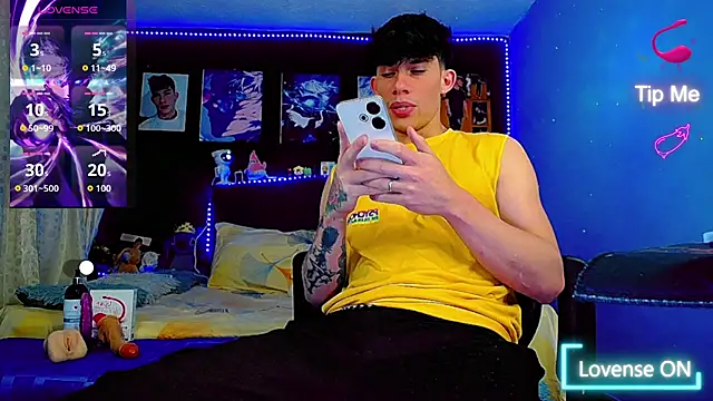 thiagomurphyy online show from October 2025 11:47:01 PM