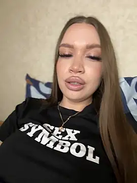 bunnyrich online show from March 2026 07:13:02 PM