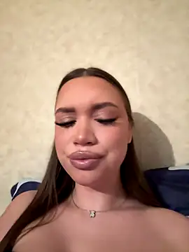 bunnyrich online show from December 2025 04:42:01 PM