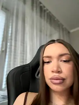 Snapshot of bunnyrich chatting on November 2025 05:07:01 AM bunnyrich online show from November 2025 05:07:01 AM