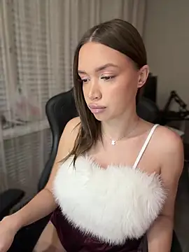 bunnyrich online show from October 2025 08:30:01 PM