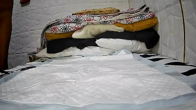 Snapshot of Mendoza_Amaranata chatting on September 2025 06:14:01 PM Mendoza Amaranata online show from September 2025 06:14:01 PM