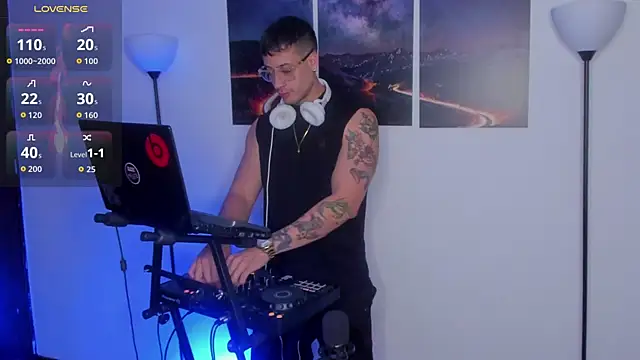 Snapshot of matt_saill chatting on November 2025 11:30:01 PM matt saill online show from November 2025 11:30:01 PM