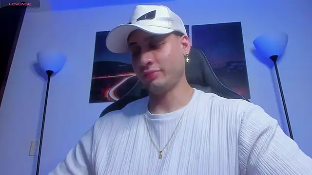 Snapshot of matt_saill chatting on December 2025 01:21:02 AM matt saill online show from December 2025 01:21:02 AM