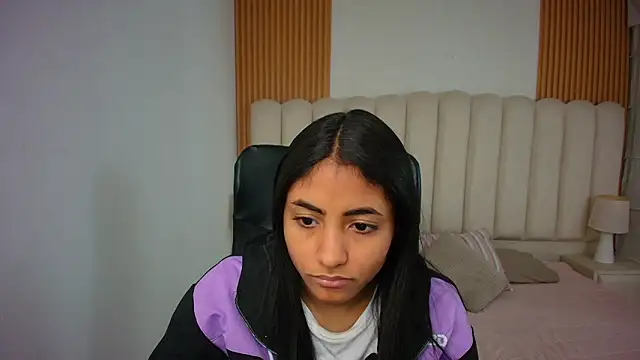 shaneelle online show from February 2026 03:06:02 AM