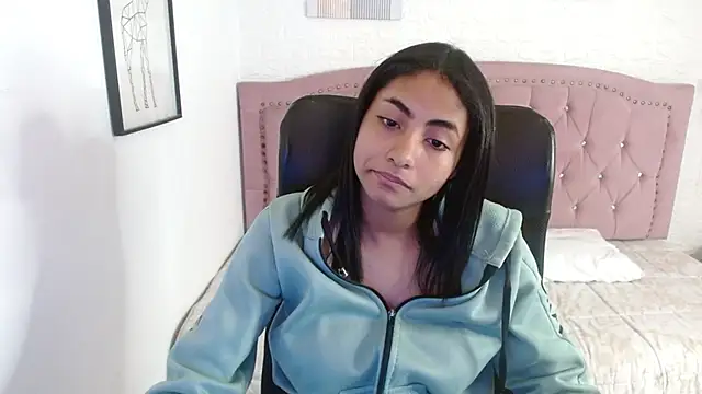shaneelle online show from October 2025 03:16:01 AM