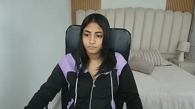 shaneelle online show from April 2026 03:08:02 AM