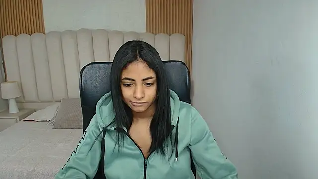 shaneelle online show from March 2026 03:06:02 AM