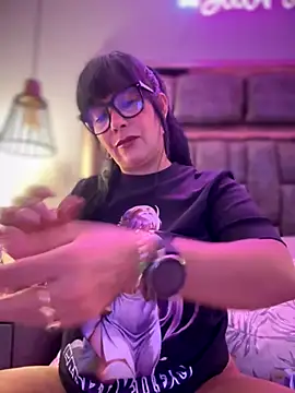 Saorii kiido online show from December 2025 04:15:01 AM