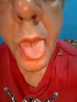 Carlossantos07 online show from March 2026 10:27:02 AM