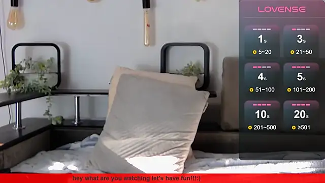 Snapshot of CarterCole chatting on February 2025 11:33:01 AM CarterCole online show from February 2025 11:33:01 AM