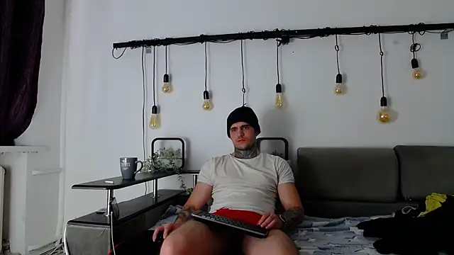 Snapshot of CarterCole chatting on February 2025 01:42:02 PM CarterCole online show from February 2025 01:42:02 PM