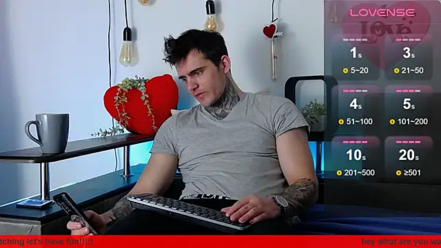 Snapshot of CarterCole chatting on February 2025 08:10:01 AM CarterCole online show from February 2025 08:10:01 AM