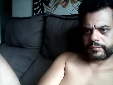 HornyBeachBoyBR online show from February 2026 01:40:01 PM