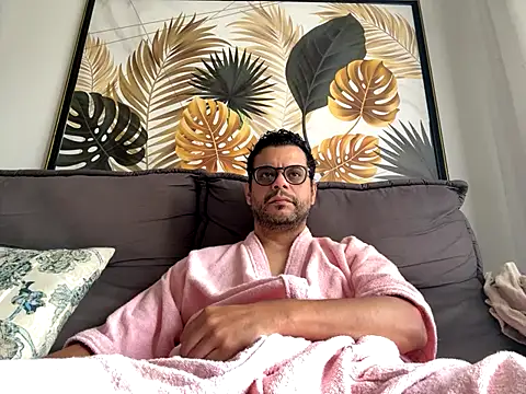 HornyBeachBoyBR online show from June 2026 12:38:01 PM