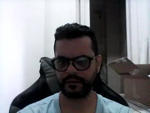 Snapshot of HornyBeachBoyBR chatting on July 2026 01:43:01 PM HornyBeachBoyBR online show from July 2026 01:43:01 PM
