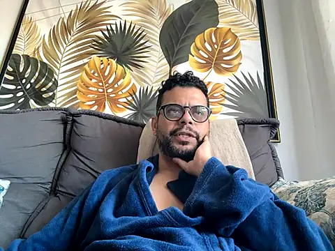 Snapshot of HornyBeachBoyBR chatting on June 2026 02:05:02 PM HornyBeachBoyBR online show from June 2026 02:05:02 PM