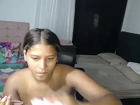 Miel canela online show from September 2025 04:02:02 PM