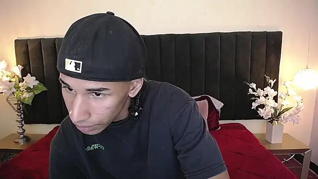 soft attraction online show from April 2026 08:02:01 PM